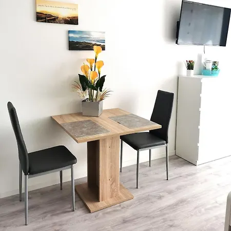 2-zimmer Mit Balkon In Эссен