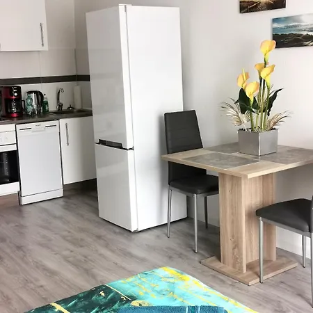 Апартаменты 2-zimmer Mit Balkon In *