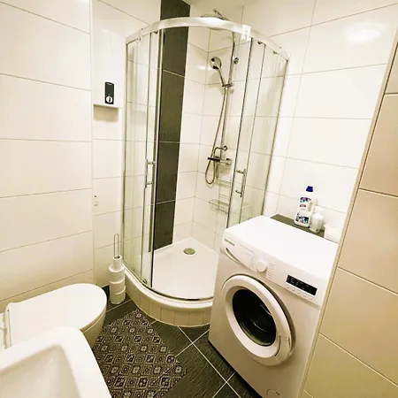 2-zimmer Mit Balkon In