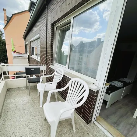 2-zimmer Mit Balkon In * Essen