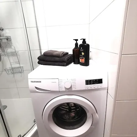 2-zimmer Mit Balkon In